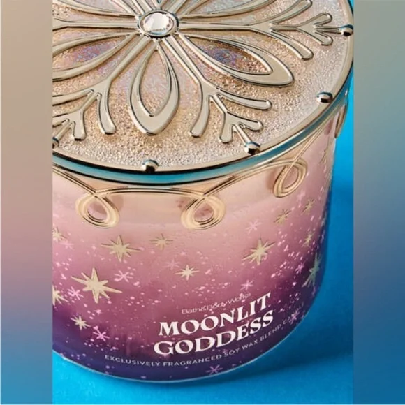 Moonlit Goddess Scented Candle - Purple and Gold - Picture 2 of 2